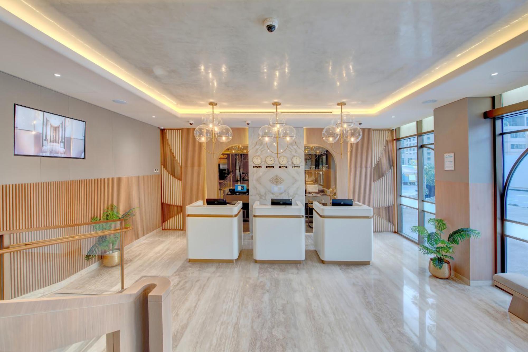 دبي Royal Regency Suites Marina المظهر الخارجي الصورة